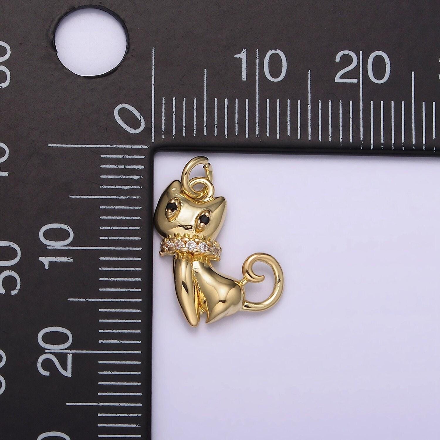 Small cat charm mini kitten charm pendant ag210