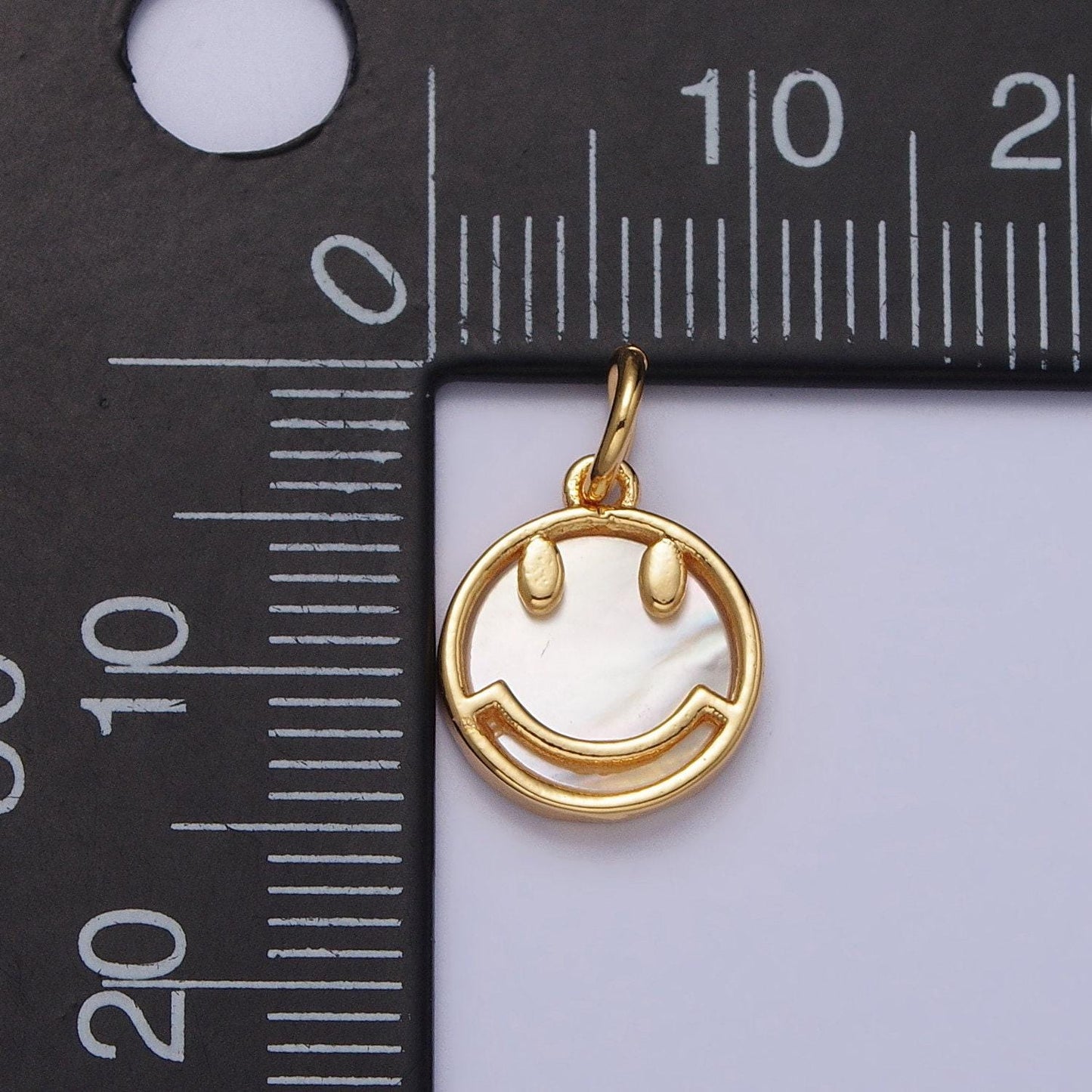 Mini 24k gold filled happy face shell pearl emoticon face pendant for y2k jewelry inspired making | ac250