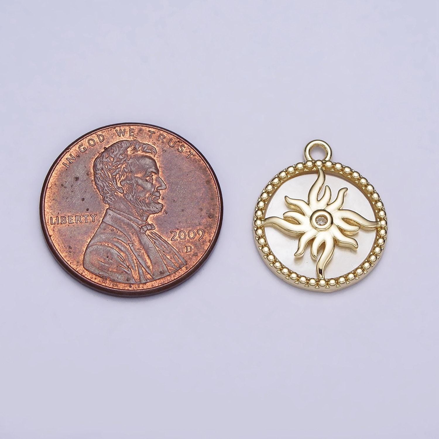 Mini sun charms gold sun burst charms. handmade jewelry supplies. diy craft supplies. handmade supplies ac1056