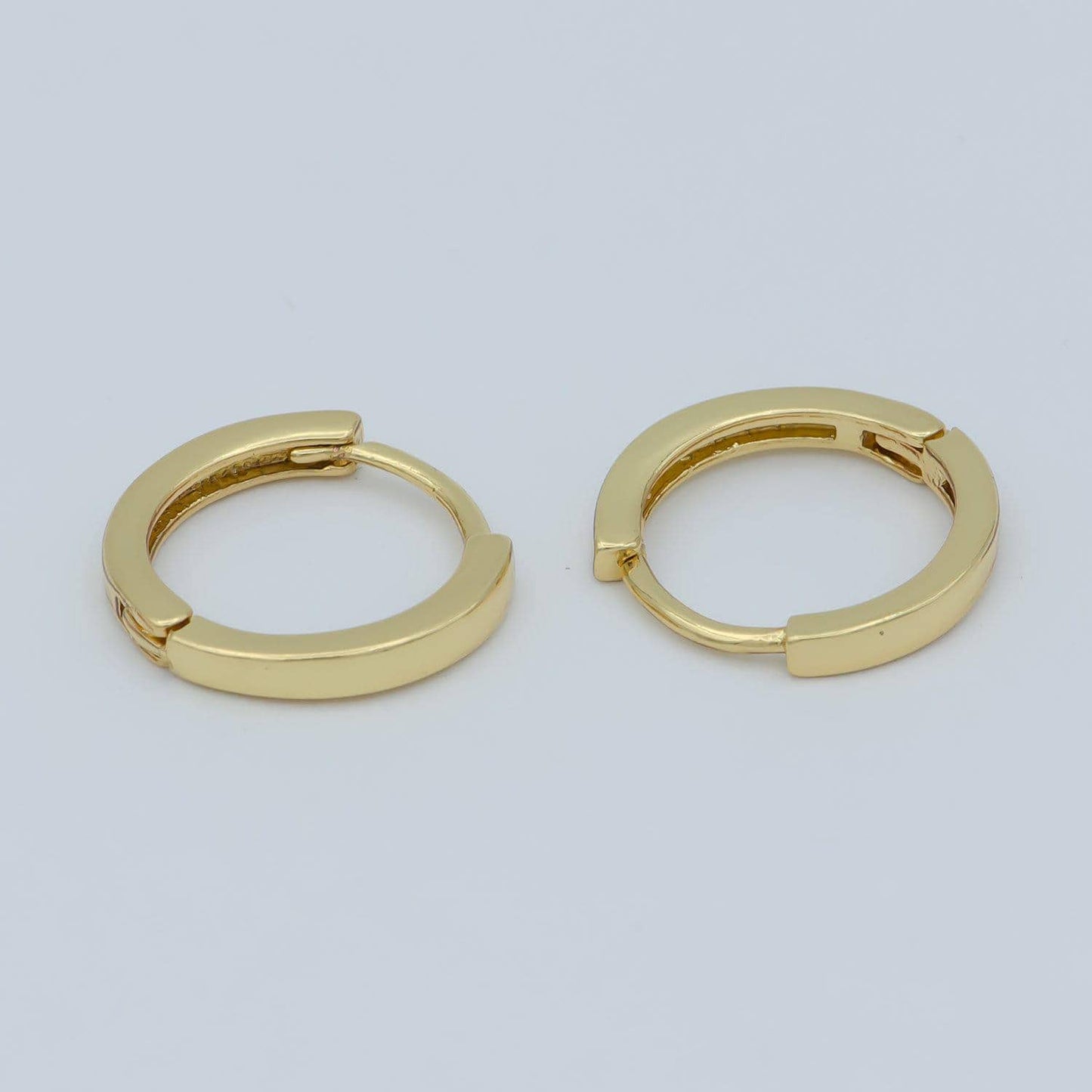 1x minimalist huggie hoop earring tiny round huggie earring minimal cartilage huggie hoop 14k goldfilled earring silver, rose gold, leo-831