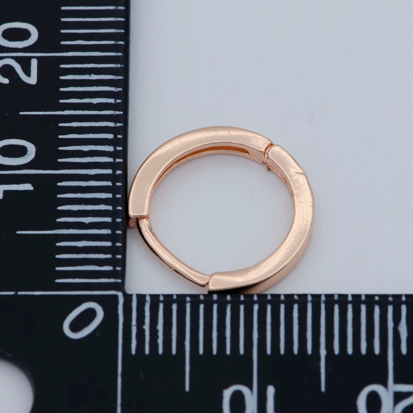 1x minimalist huggie hoop earring tiny round huggie earring minimal cartilage huggie hoop 14k goldfilled earring silver, rose gold, leo-831