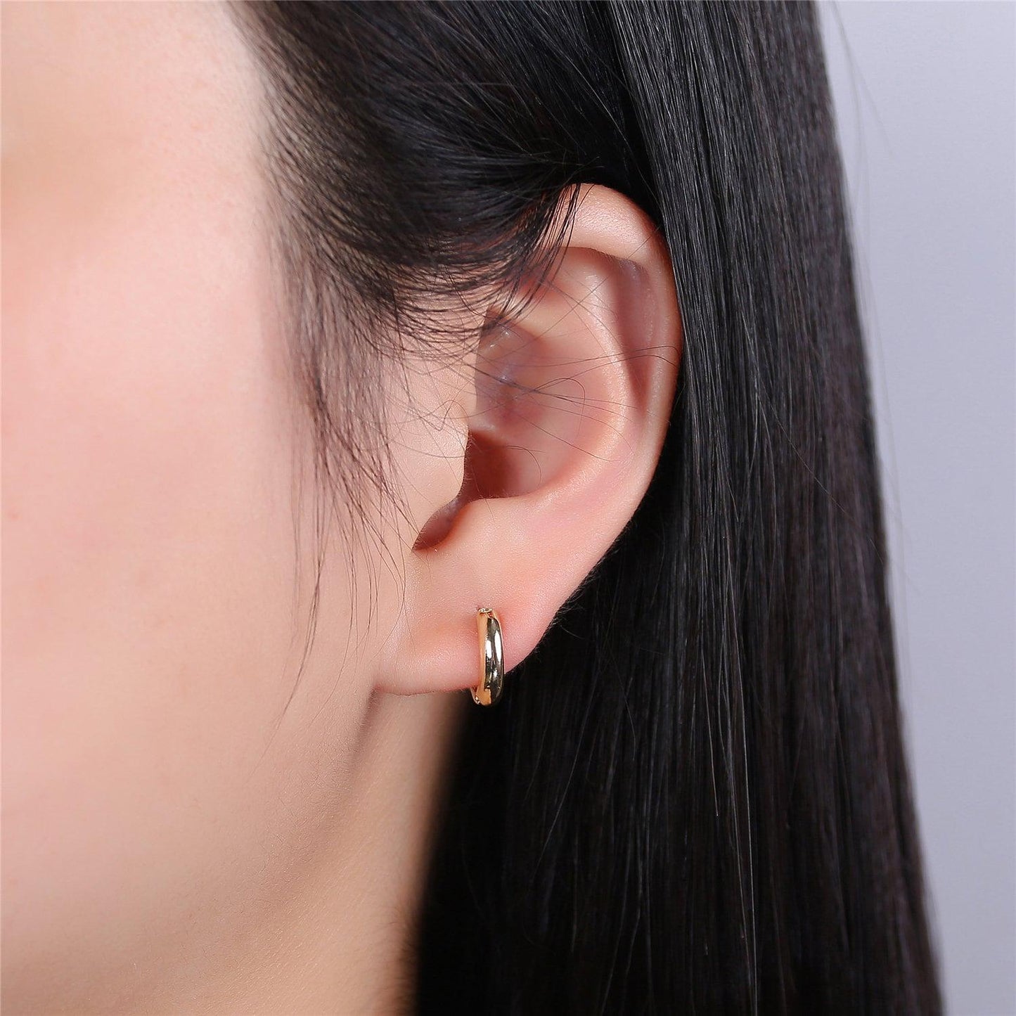 1x minimalist huggie hoop earring tiny round huggie earring minimal cartilage huggie hoop 14k goldfilled earring silver, rose gold, leo-831
