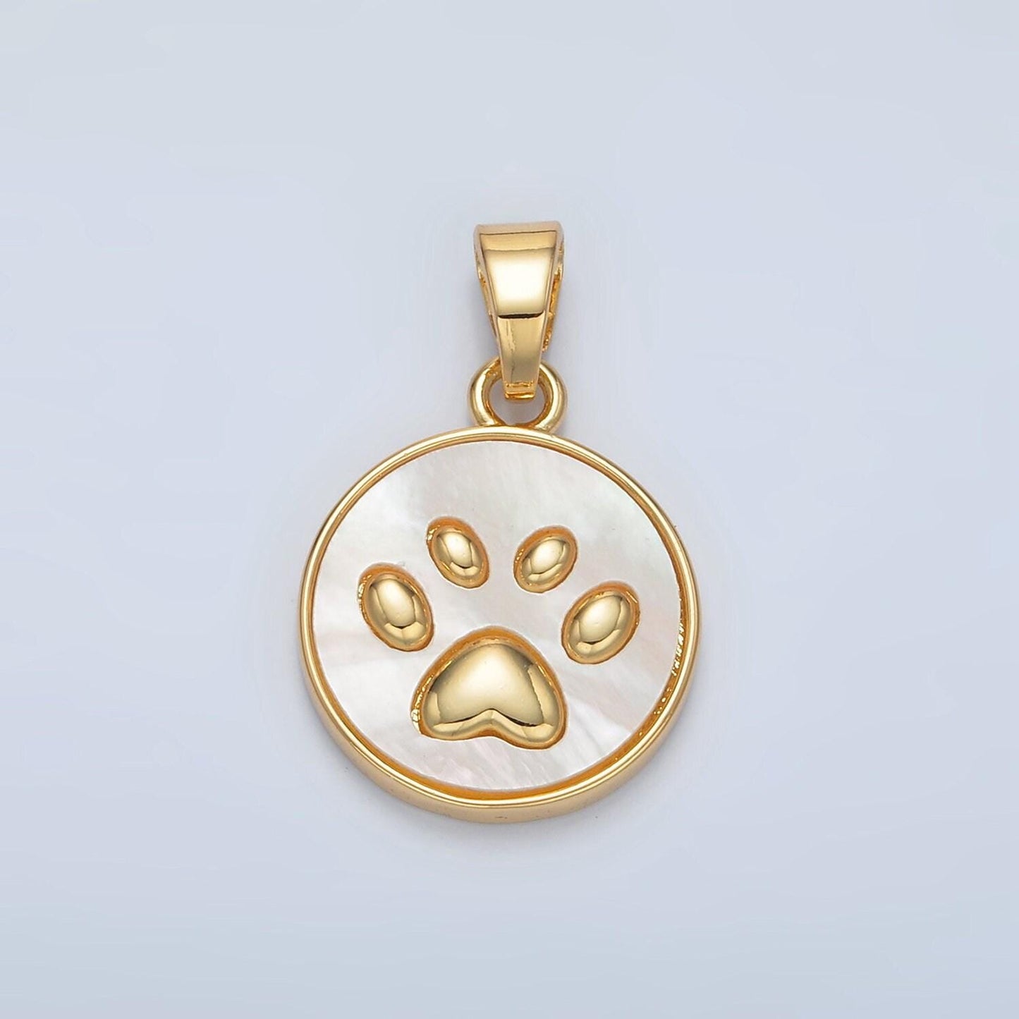 Gold round pearl pendant with paw imprint in gold | aa-1372