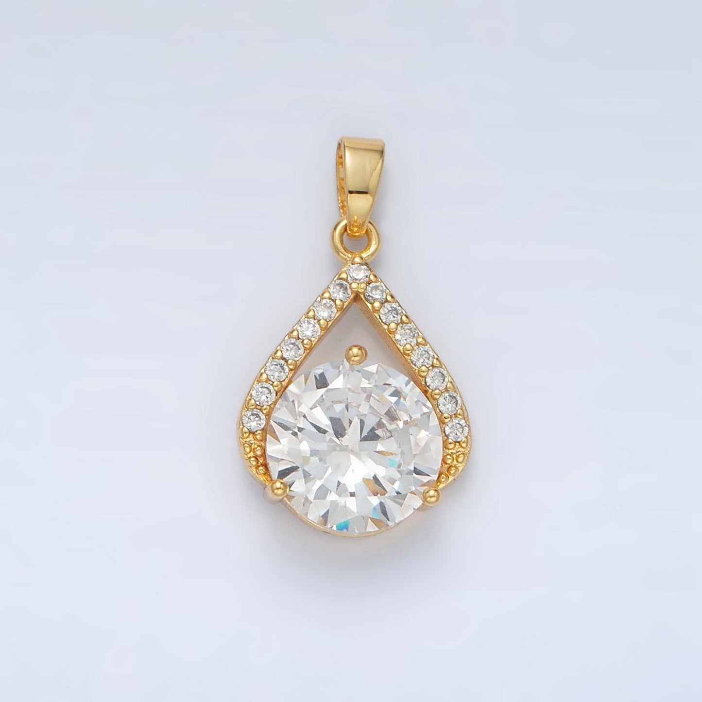 Classic design solitaire round charm cz cluster charm cubic zirconia for grandma mother jewelry pendant charm for jewelry supply aa1422