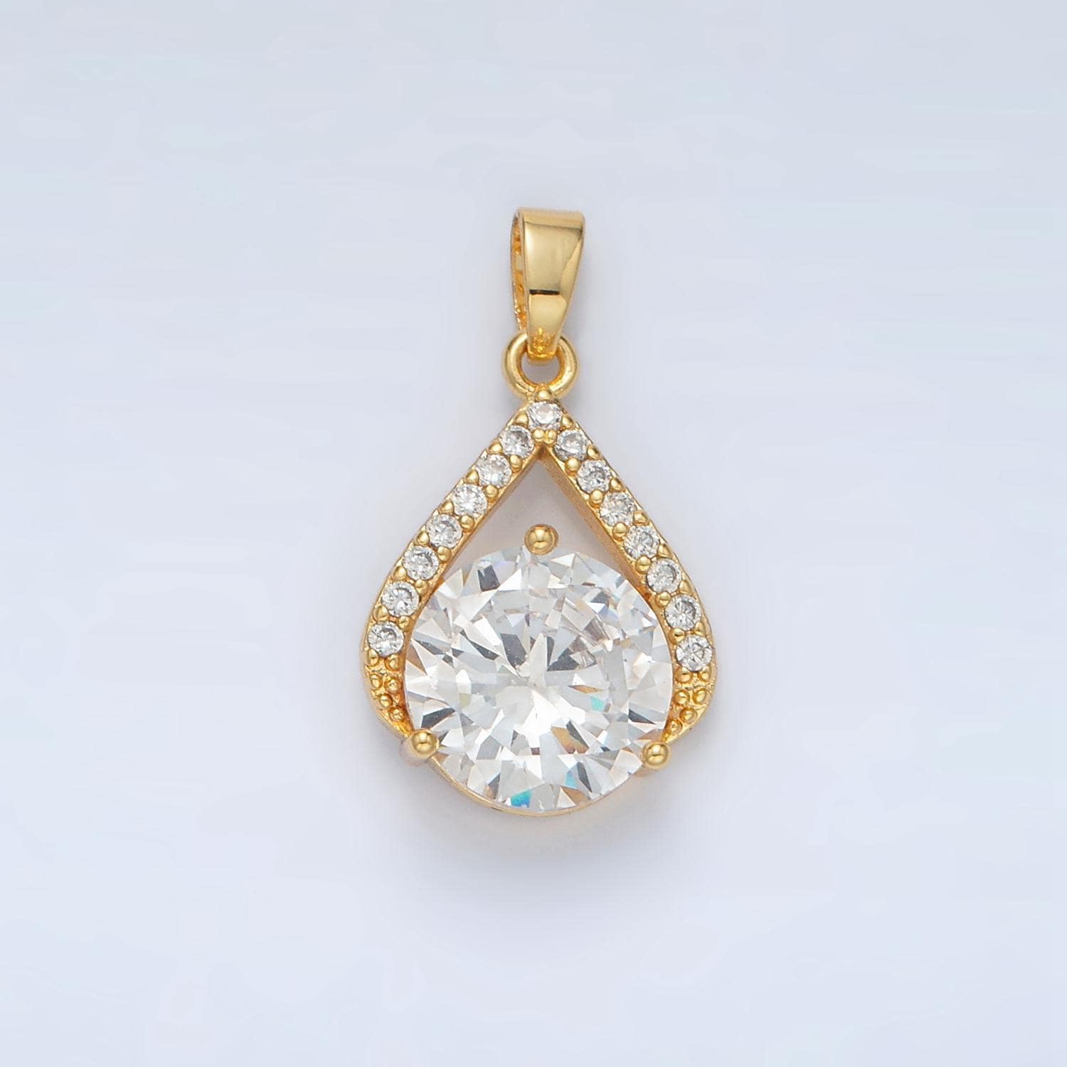 Classic design solitaire round charm cz cluster charm cubic zirconia for grandma mother jewelry pendant charm for jewelry supply aa1422