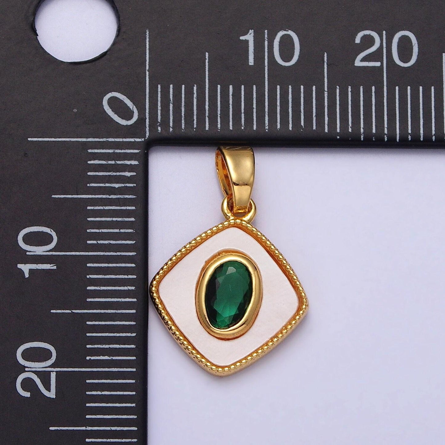 24k gold filled emerald green oval cz shell pearl rhombus beaded frame pendant | aa116