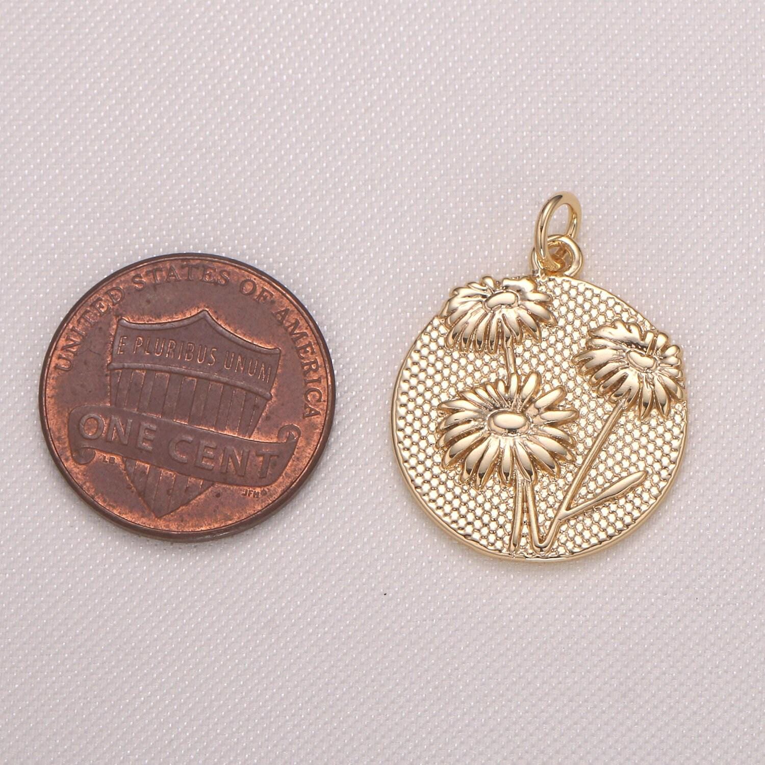 Sun flower charm- gold plated over brass dainty floral medallion charm coin disc round pendant for minimalist jewelry supply gp-943