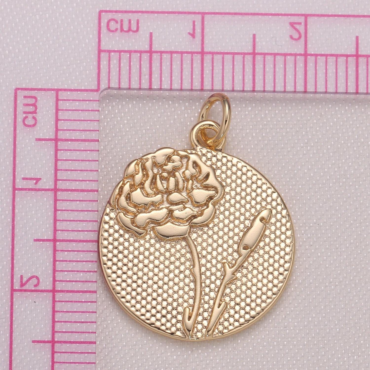 Rose flower charm- gold plated over brass dainty floral medallion charm coin disc round pendant for minimalist jewelry supply gp941
