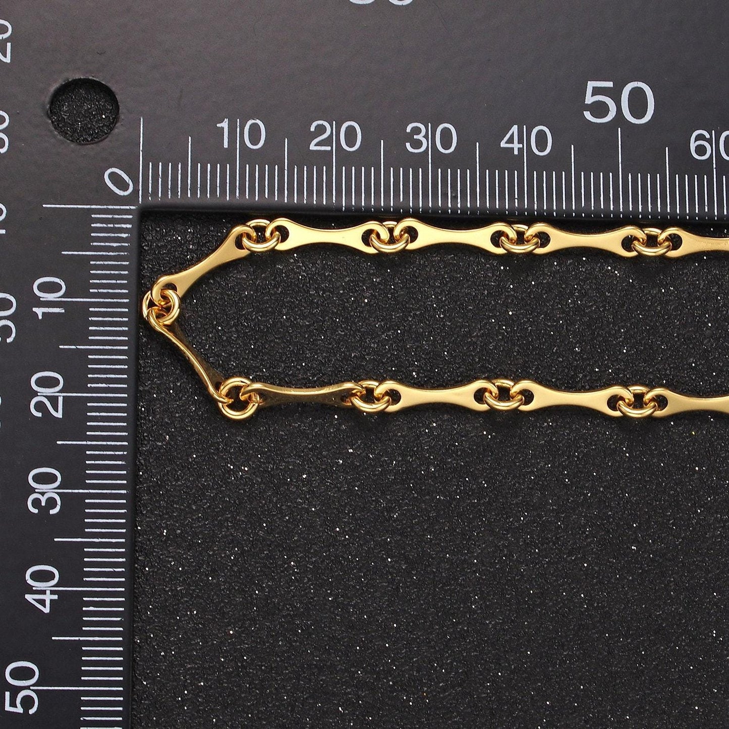 Unique gold curved designed link unfinished chain for jewelry making seasonal chain | roll-1436