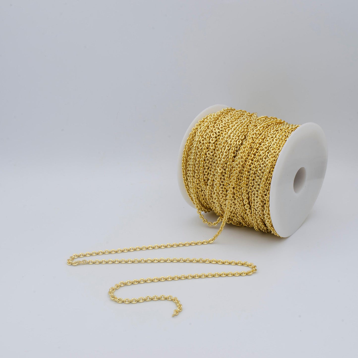 14k gold oval rolo chain by yard, sunburst stamp oval link, wholesale bulk roll chain for jewelry making, width 3.7mm, 469