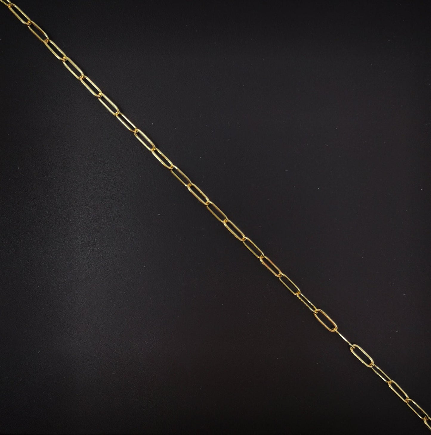 Gold paperclip chain by yard, oval link chain by foot, wholesale bulk roll chain for diy jewelry, thickness 0.6mm, 77