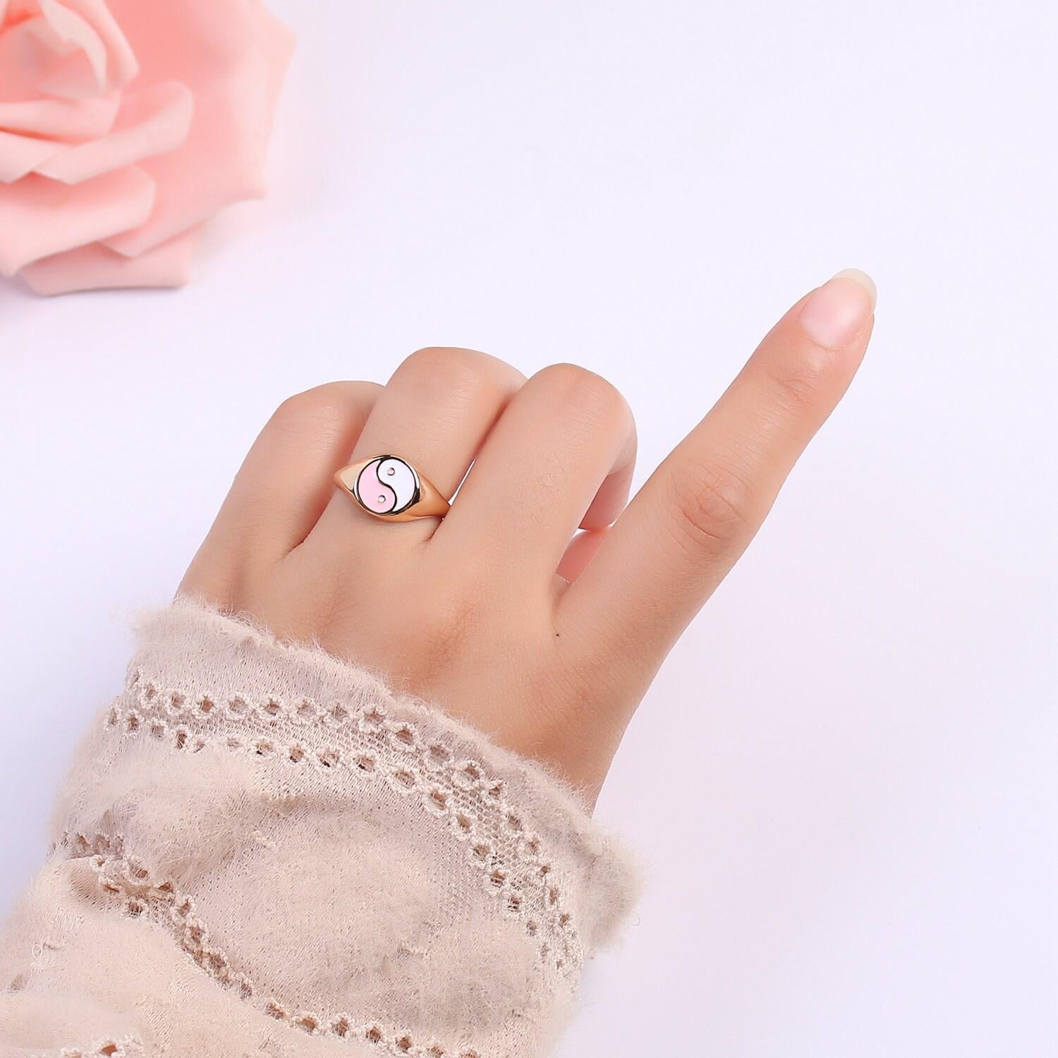 Adjustable yin yang ring, gold signet ring bold statement ring for summer trend jewelry 90s trend ring