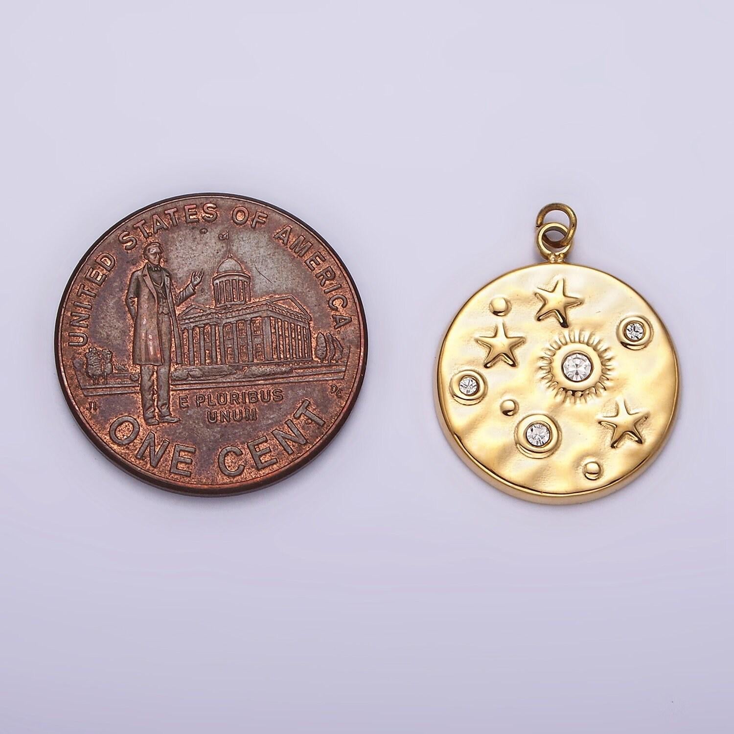 Stainless steel clear, green cz celestial sun star hammered round charm in gold & silver | p674 - p677
