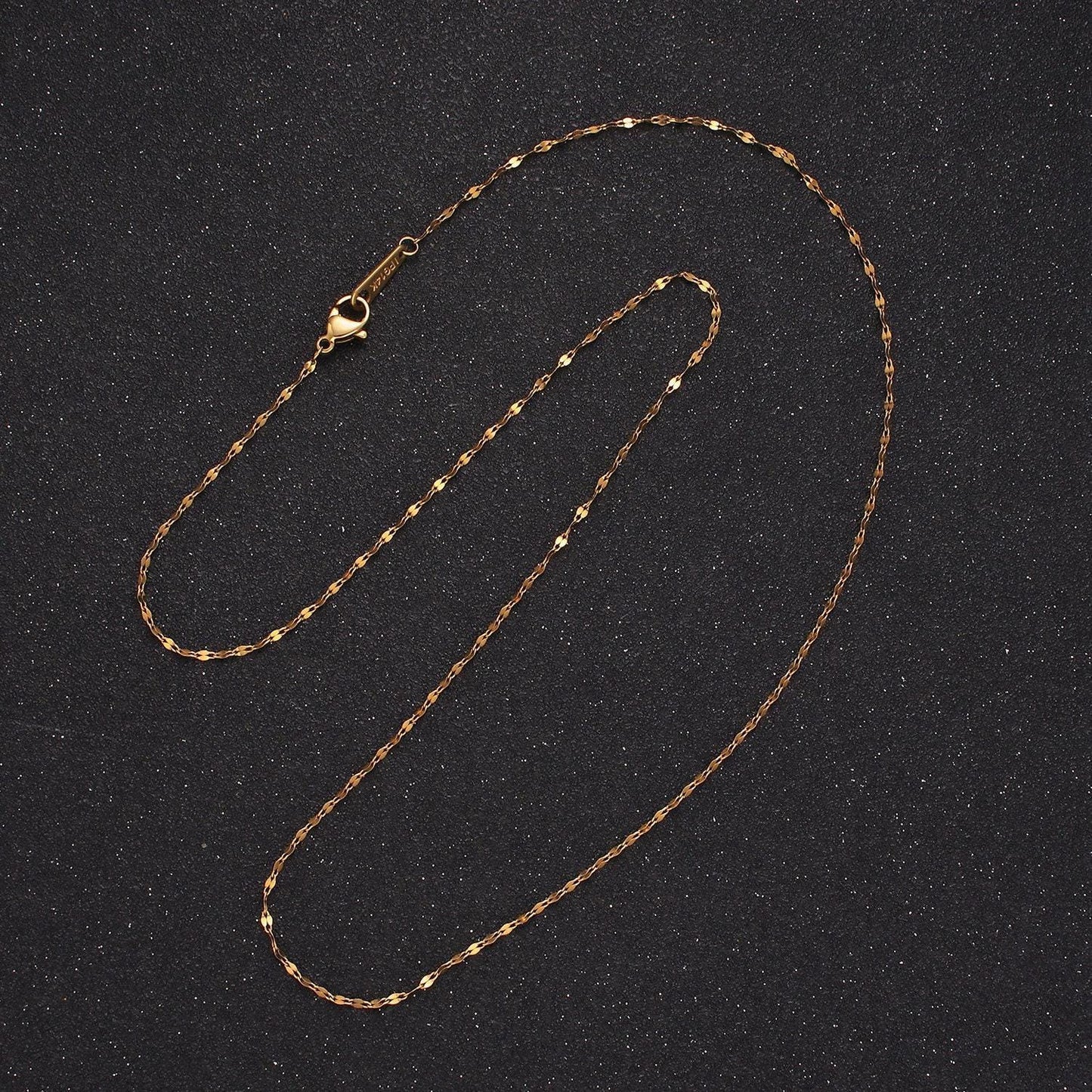 Waterproof and sweatproof minimalist necklace for woman 1.3 dapped cable chain gold stainless steel chain for layering necklace wa2421