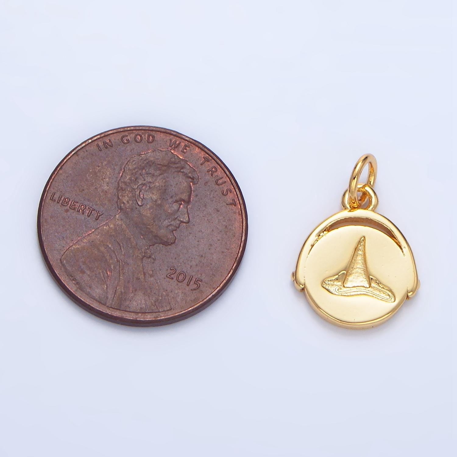 Double sided witch hat charm broom charm halloween sorcerers hat pendant halloween jewelry inspired for necklace bracelet supply x908