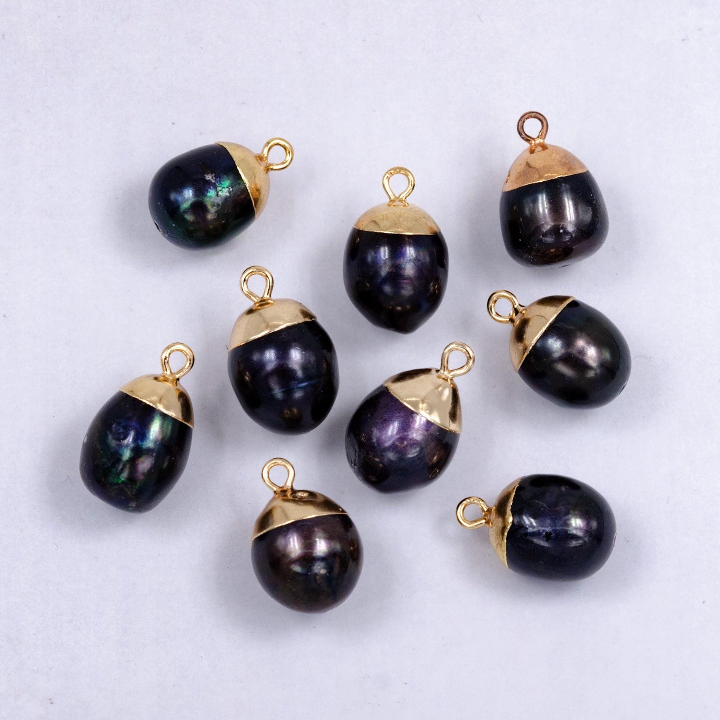 Black pearl charm with gold plated oval drop pearl charm p1936