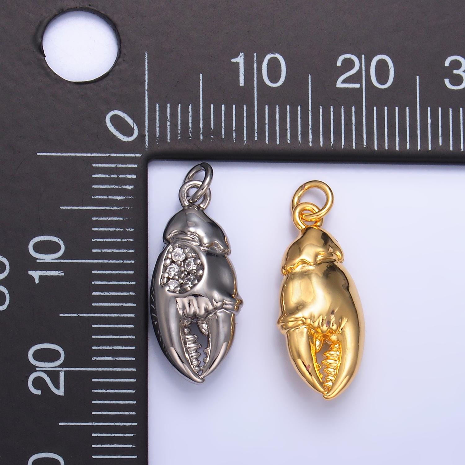 Dainty Animal Lobster Claw Pendant in 24k Gold Filled Claw Charm Crustacean Under the Sea Jewelry Inspired East Coast Maine Travel W381