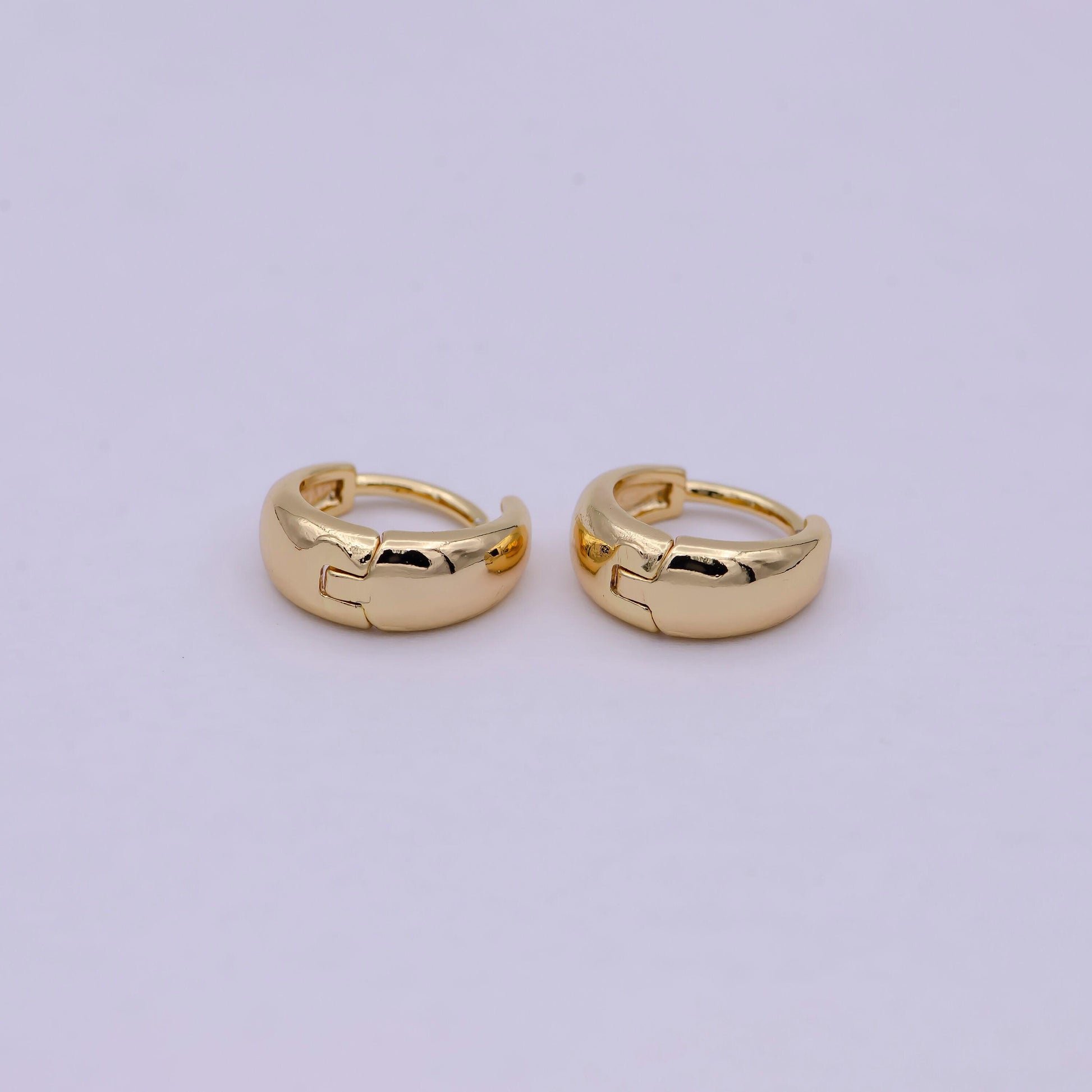 1 pair round one touch earring, hypoallergenic round hoop jewelry earring in gold filled 12mm huggie earring t-280
