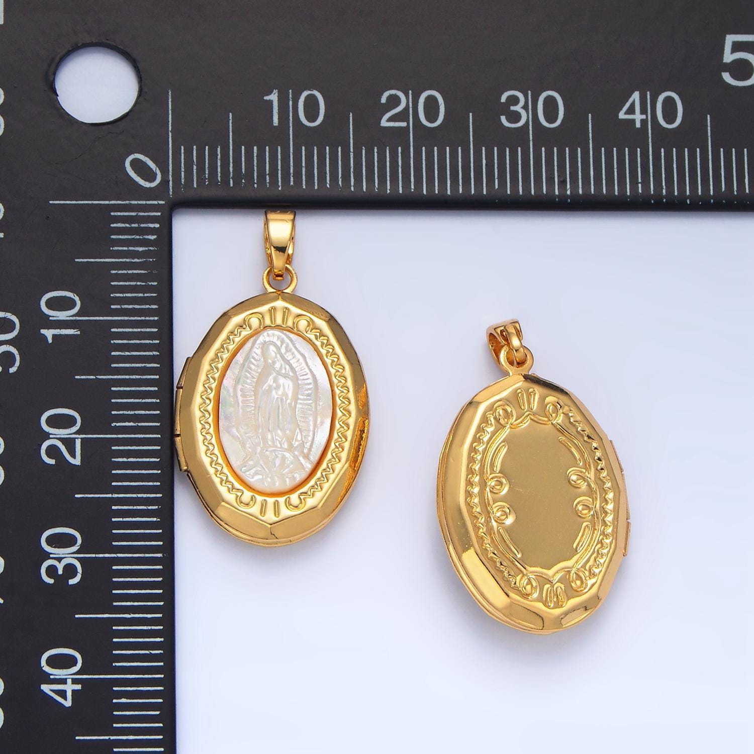 Holy mary / guadalupe oval shell pearl locket 24k gold filled pendant | aa-795