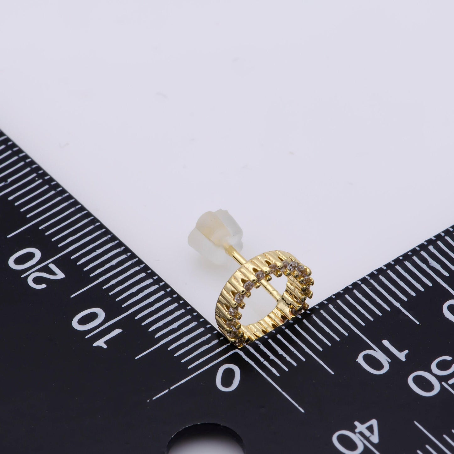 Gold tiny xo stud earrings, tiny stud, cartilage , helix stud,xo earrings, hugs and kisses earrings,x studs, ae-801