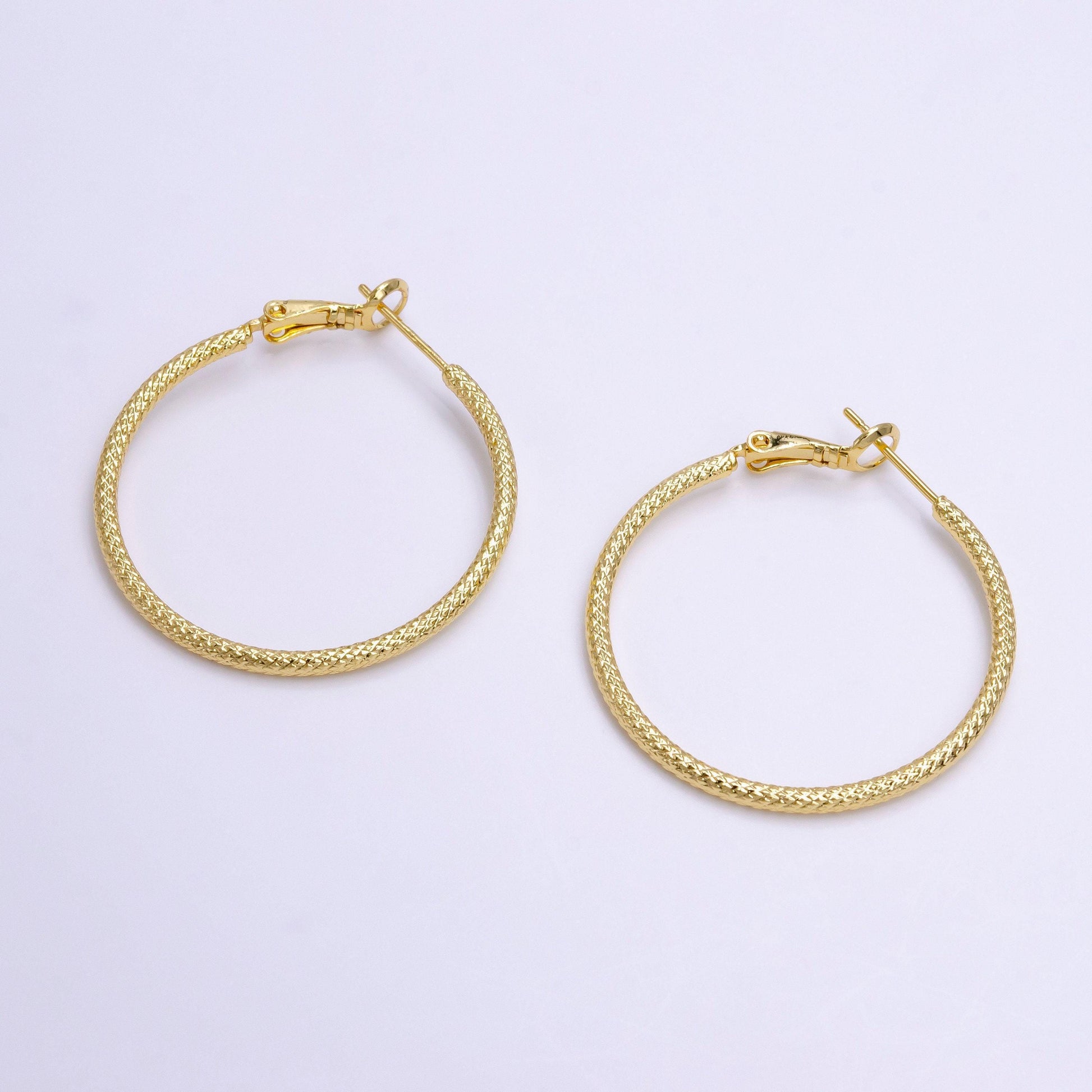 14k gold filled 30mm, 35mm round rhombus textured hinge hoop earrings | ae081 ae082