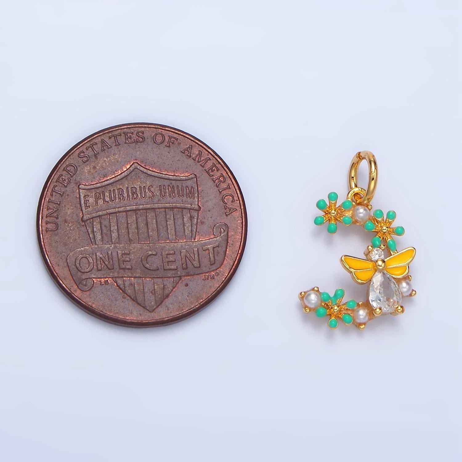Curved turquoise flower bar + cz bee, 24k gold filled charm | x-605