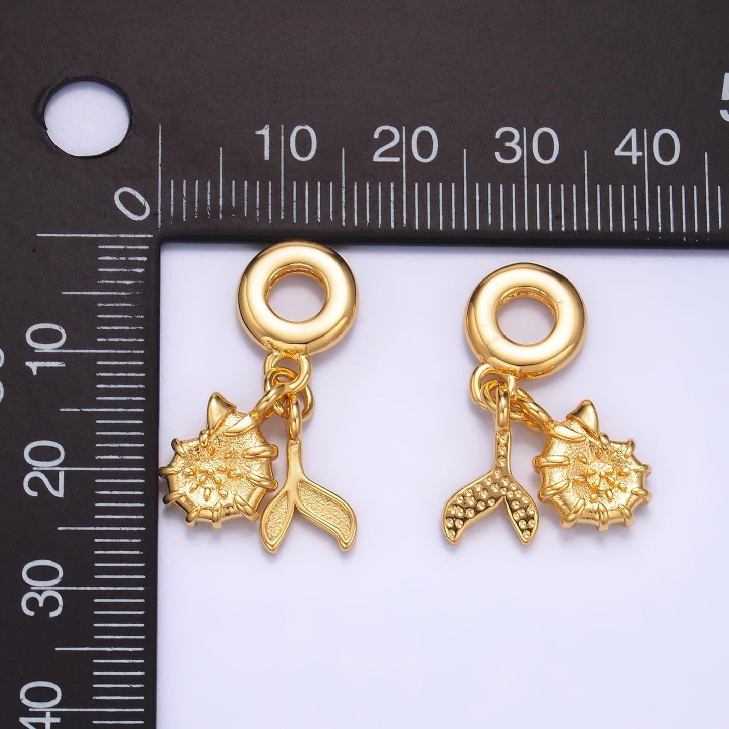 24k gold filled whale tail charm sea shell under the sea ocean theme rondelle bail drop pendant bracelet | w328