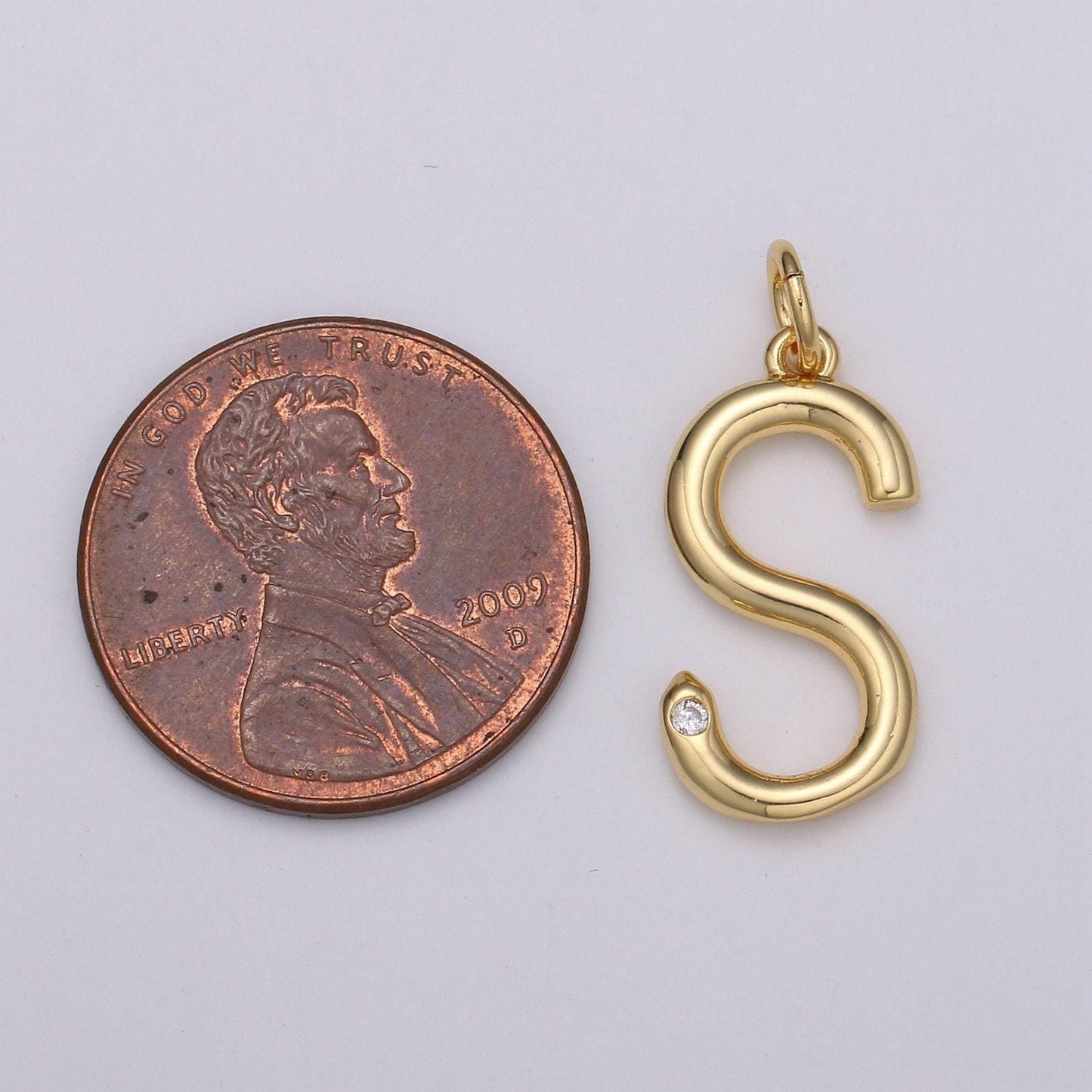 Gold letter charms, personalized charm, initial charms, bracelet charms, mini pendant charms for necklace charm 20x14mm,alph-15