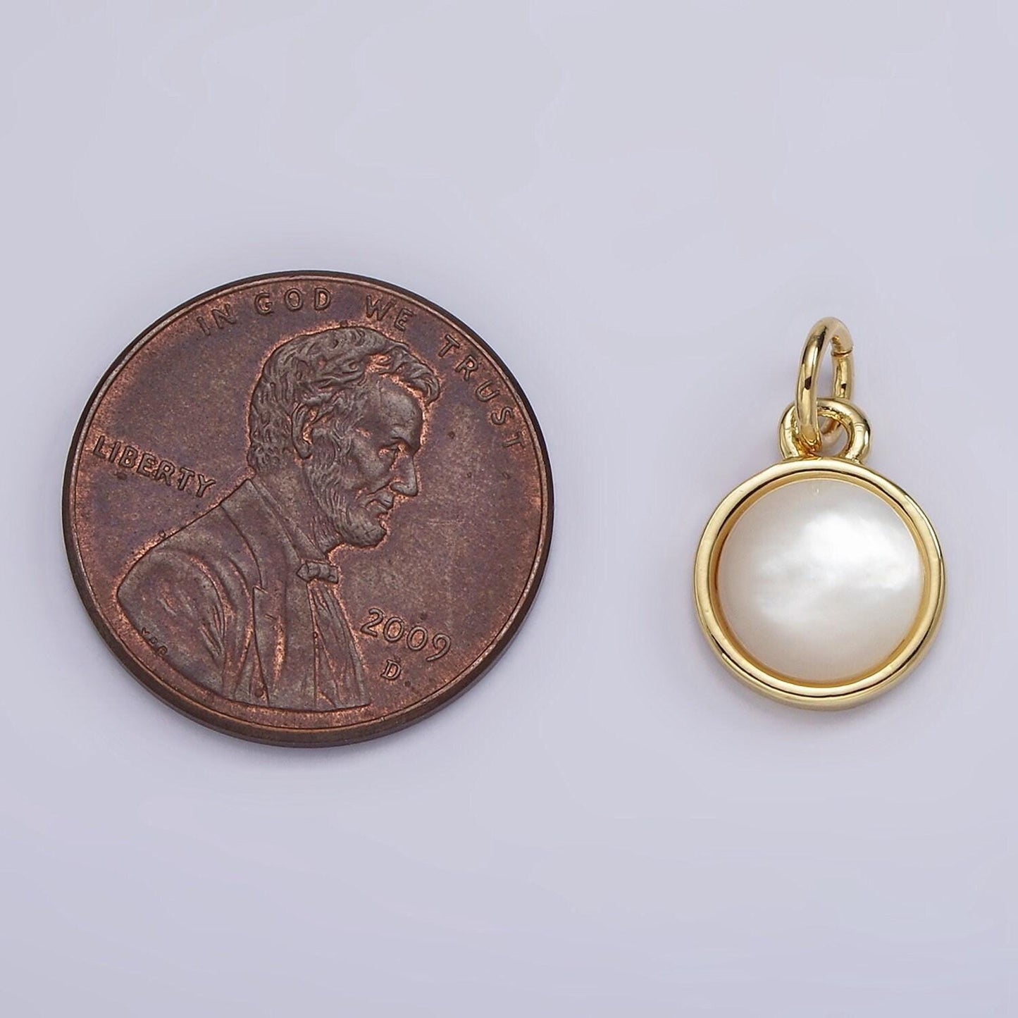 14k gold filled shell pearl round bezel charm | ag544