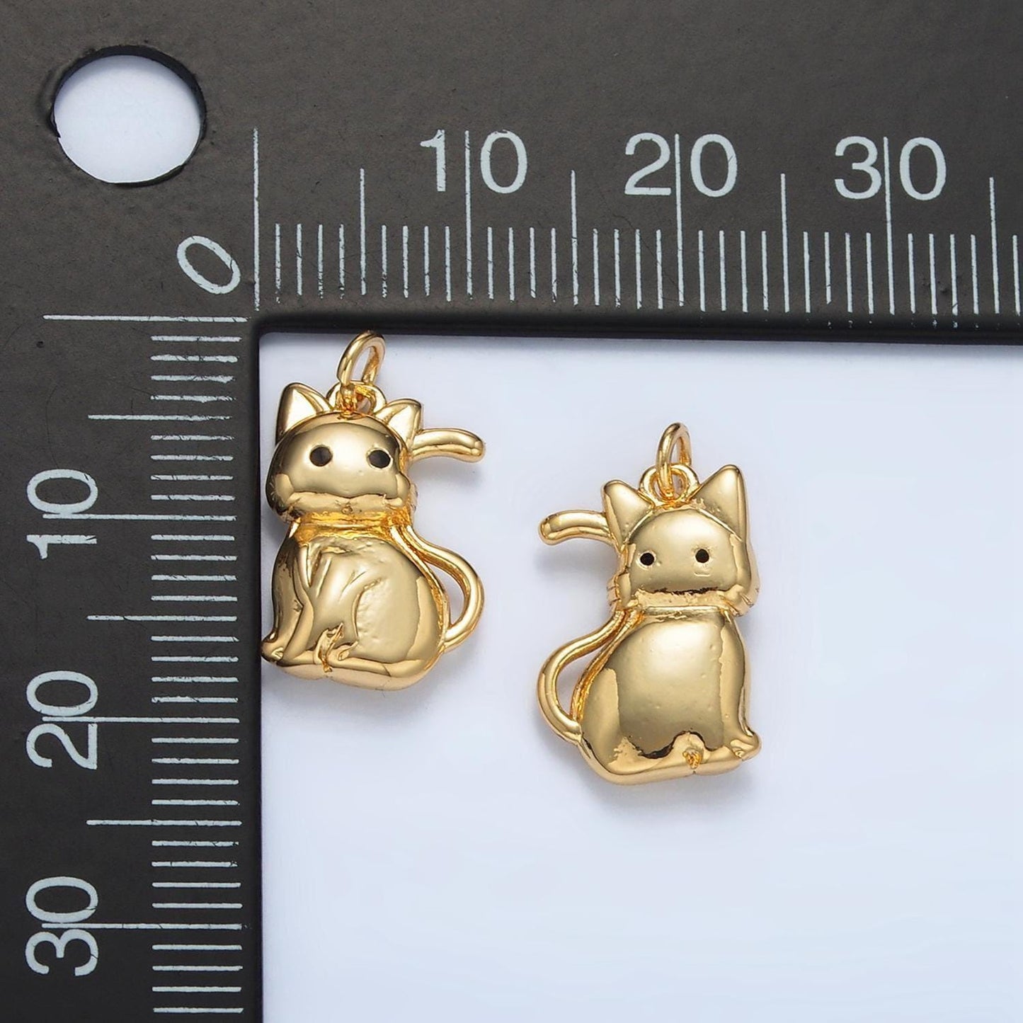 24k gold filled creepy staring cat charm | ac-166