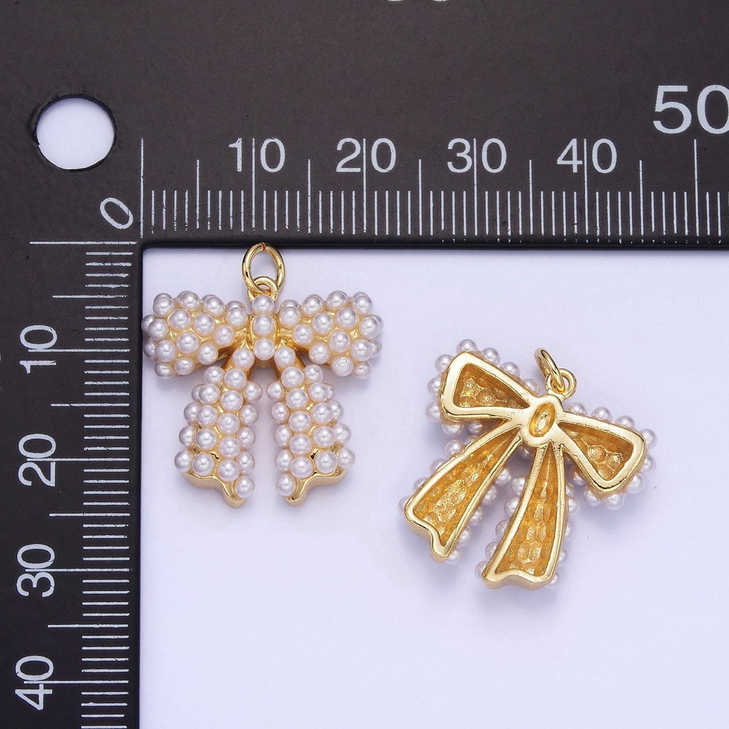 Pearl ribbon bow charm 20mm gold & silver | c-028
