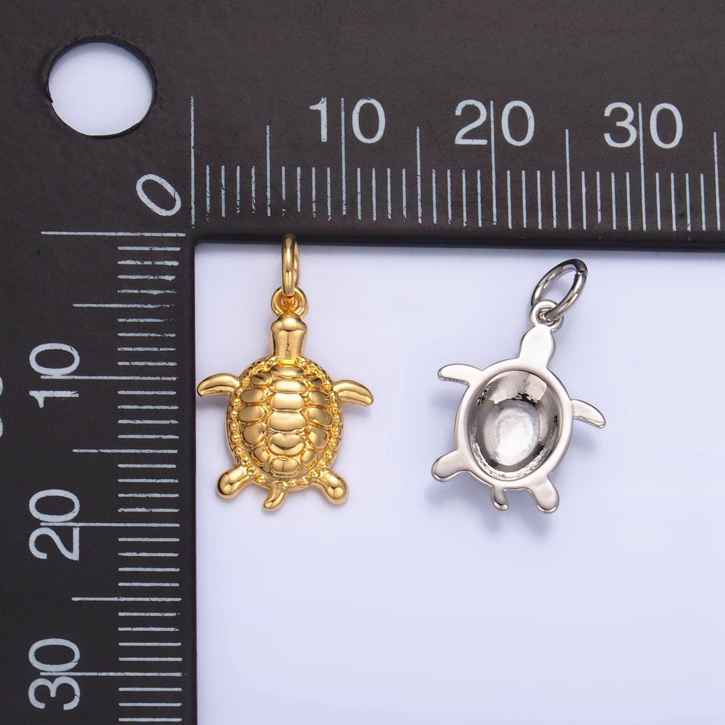 Minimalist turtle ocean sea animal 24k gold filled charm in gold & silver | ag-836