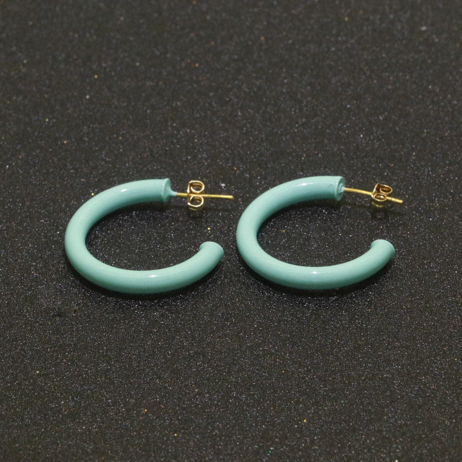 Cute candy hoop earring in 14k gold fill black, teal, white, pink, purple, green or yellow enamel • 30mm enamel cartilage huggie hoop goft