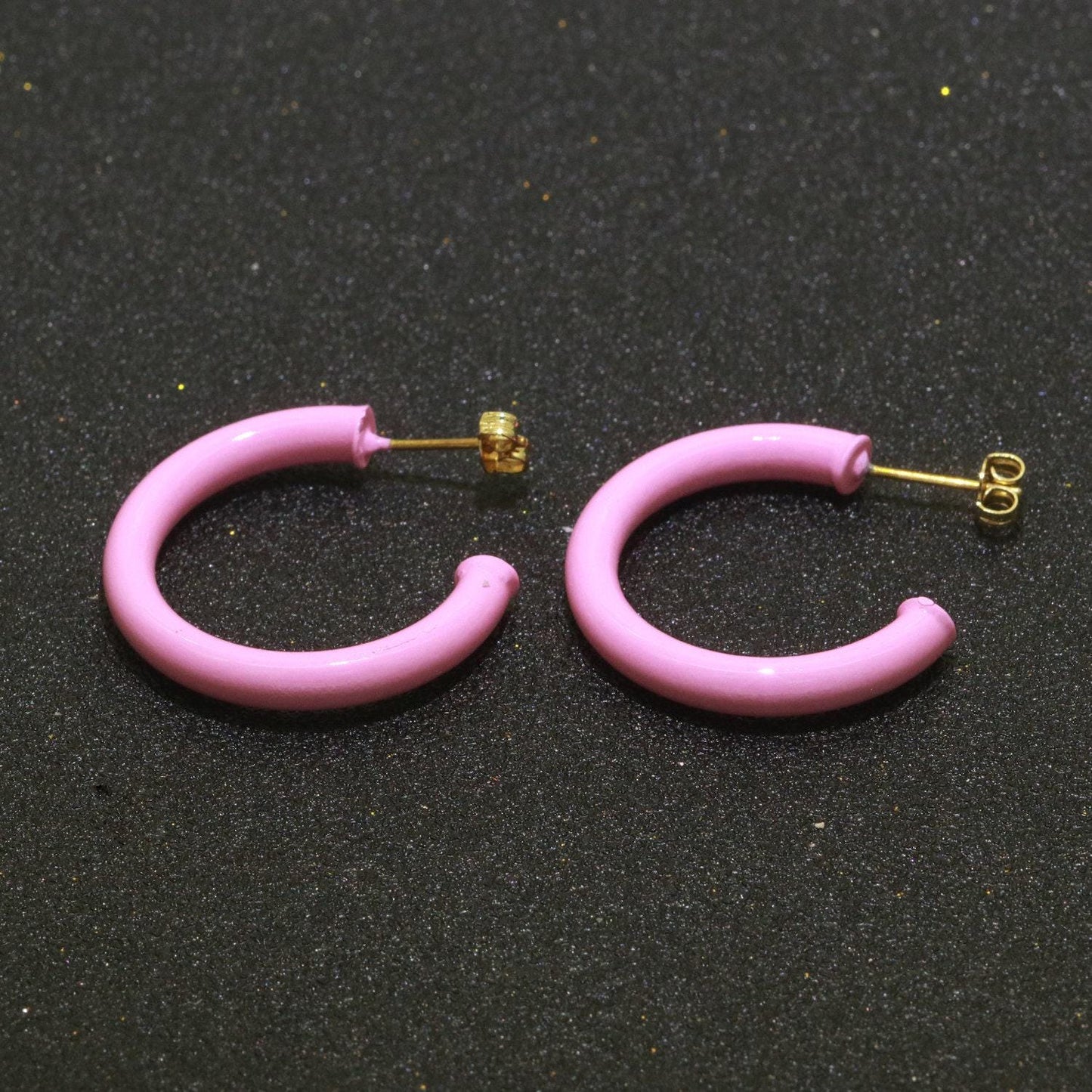Cute candy hoop earring in 14k gold fill black, teal, white, pink, purple, green or yellow enamel • 30mm enamel cartilage huggie hoop goft
