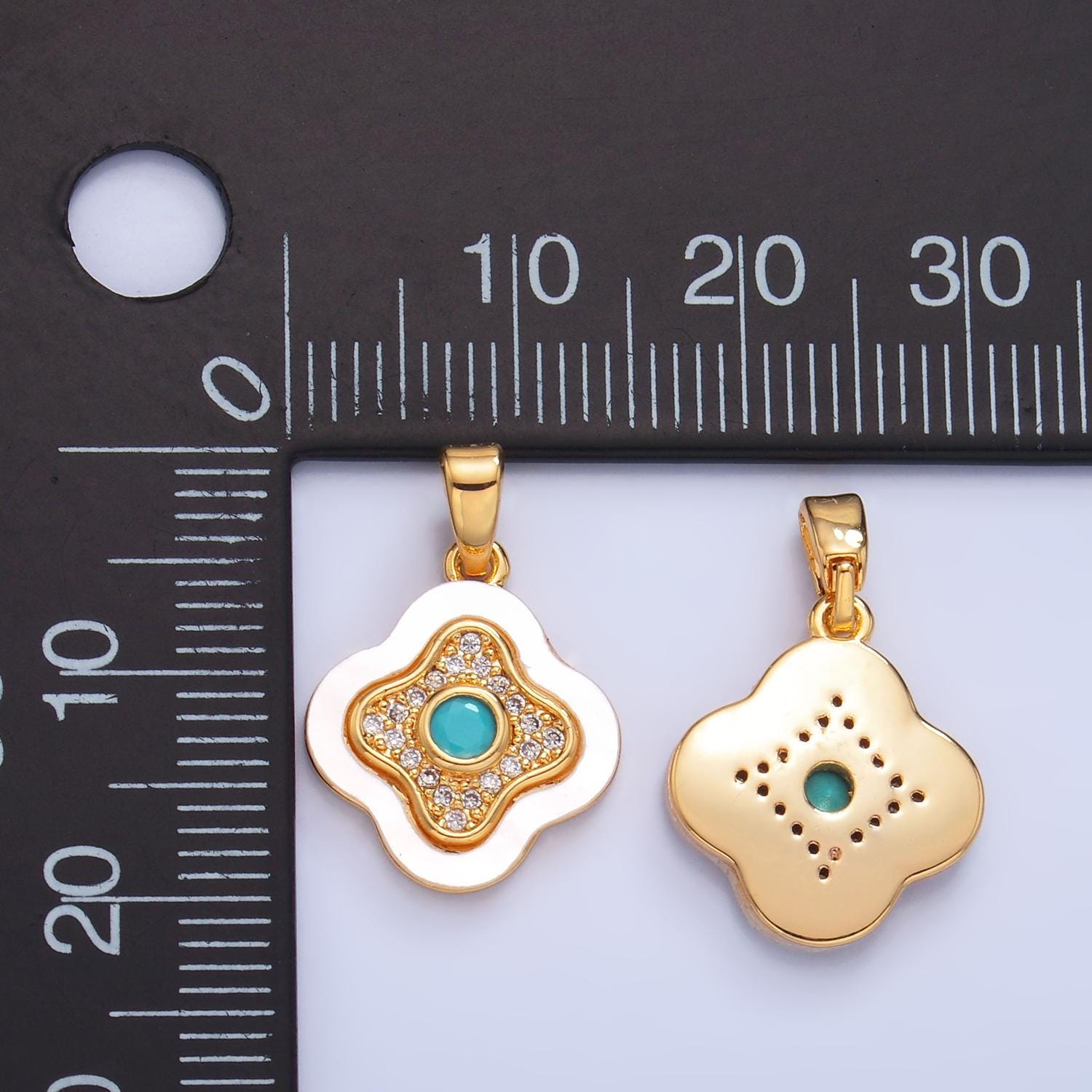 Gold pearl charm four leaf clover pendant silver pearl floral charm good luck jewelry aa1053