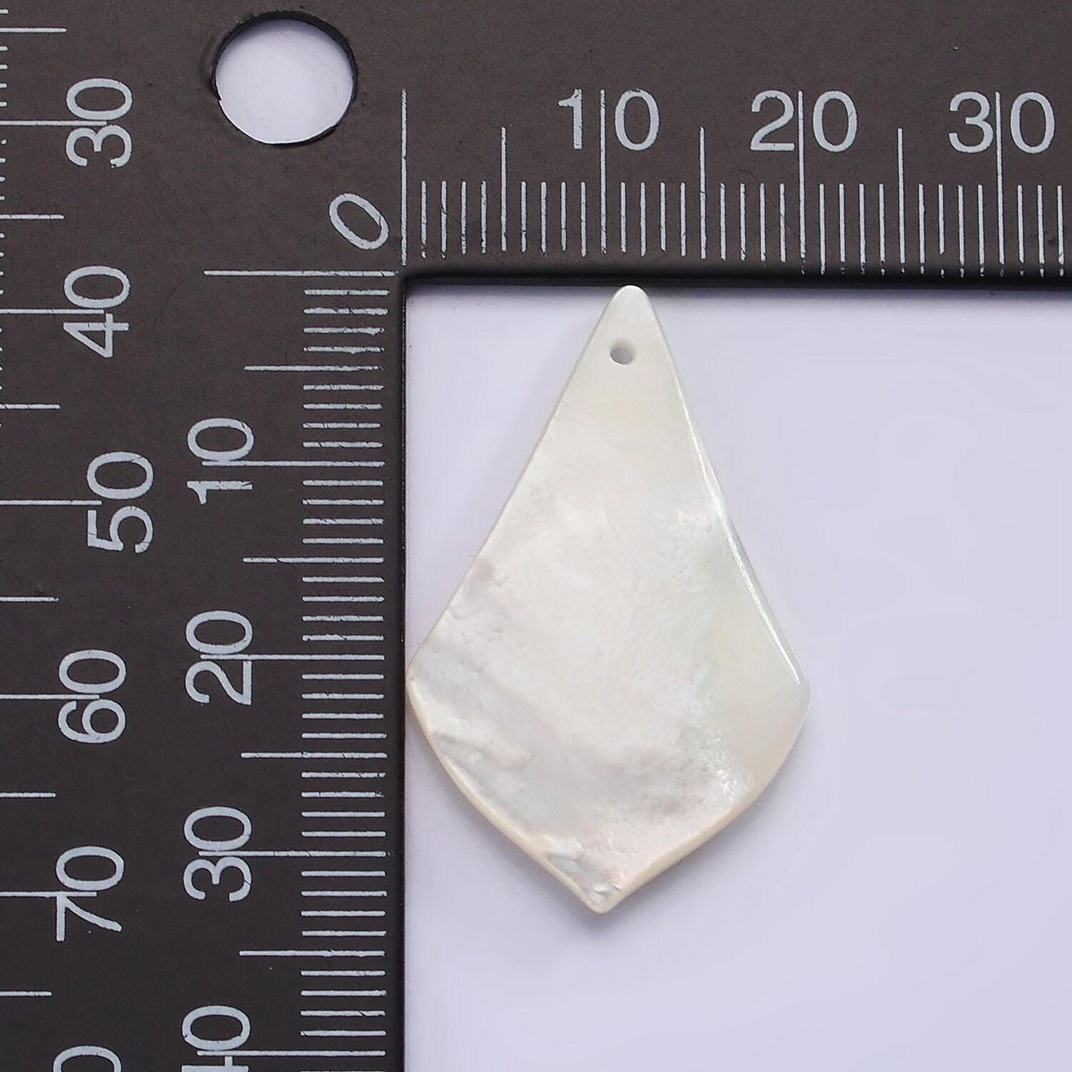 1x natural rainbow white mop mother of pearl shell hand crafted disc pendant for mermaid beach under the sea jewelry inspired one of a kind