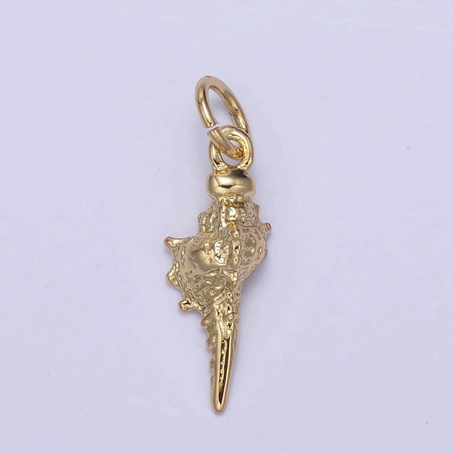 Dainty gold conch sea shell pendant micro summer ocean snail shell charm | diy fashion jewelry add on necklace bracelet | n-869