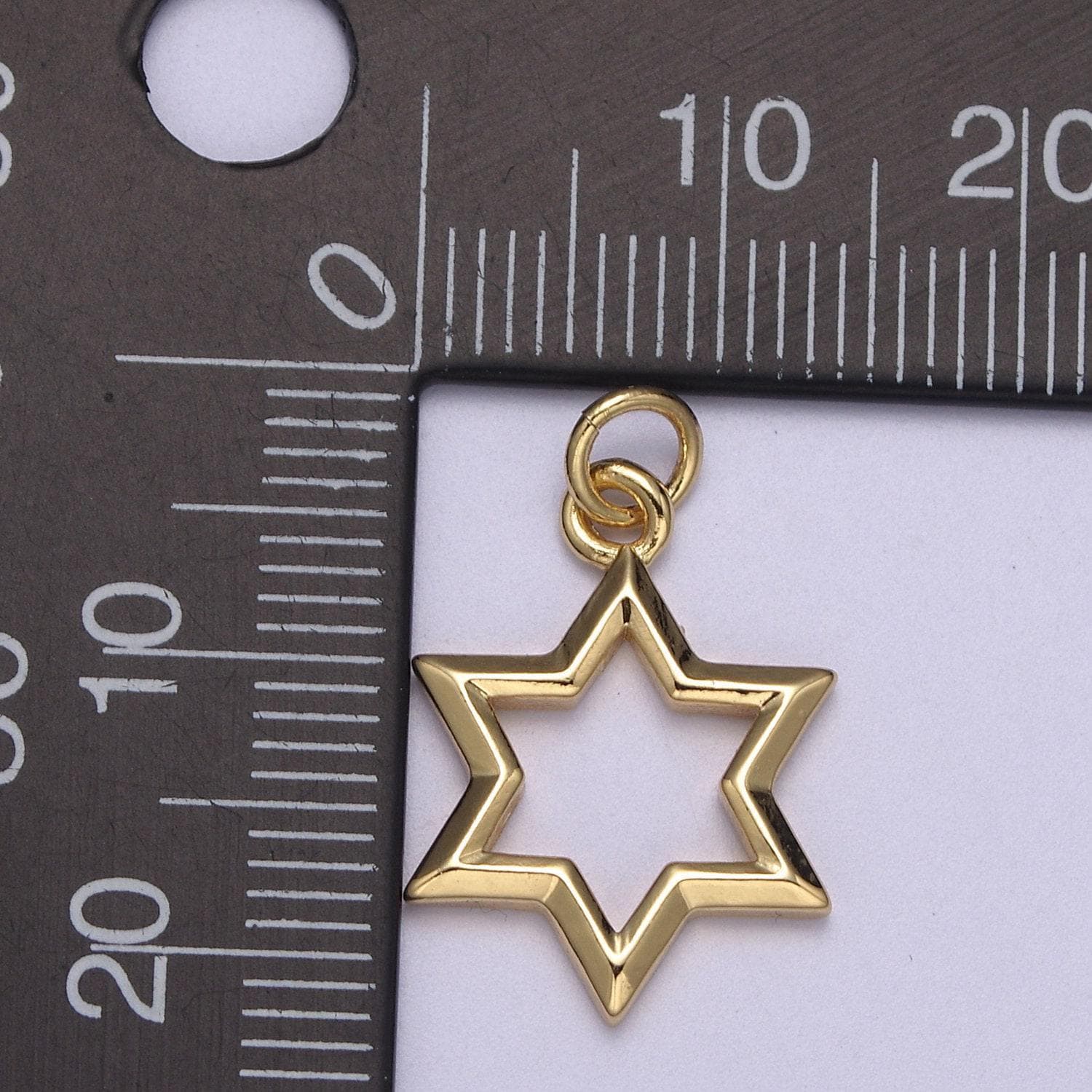 Dainty star of david charm jewish charm, magen david religious jewelry n-309