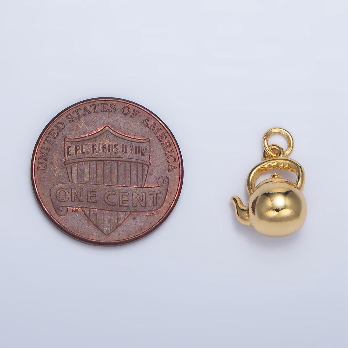 Mini gold teapot kettle charm 24k gold filled over brass 3d charm for tea party inspired jewelry charms diy bracelet necklace charm w013