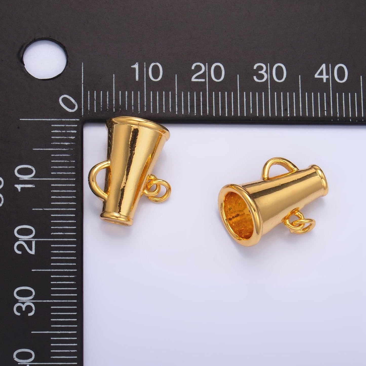 Megaphone charm 24k gold filled cheerleader charm inspired sport cheer cheerleading dance charms sports pendant for bracelet necklace e654
