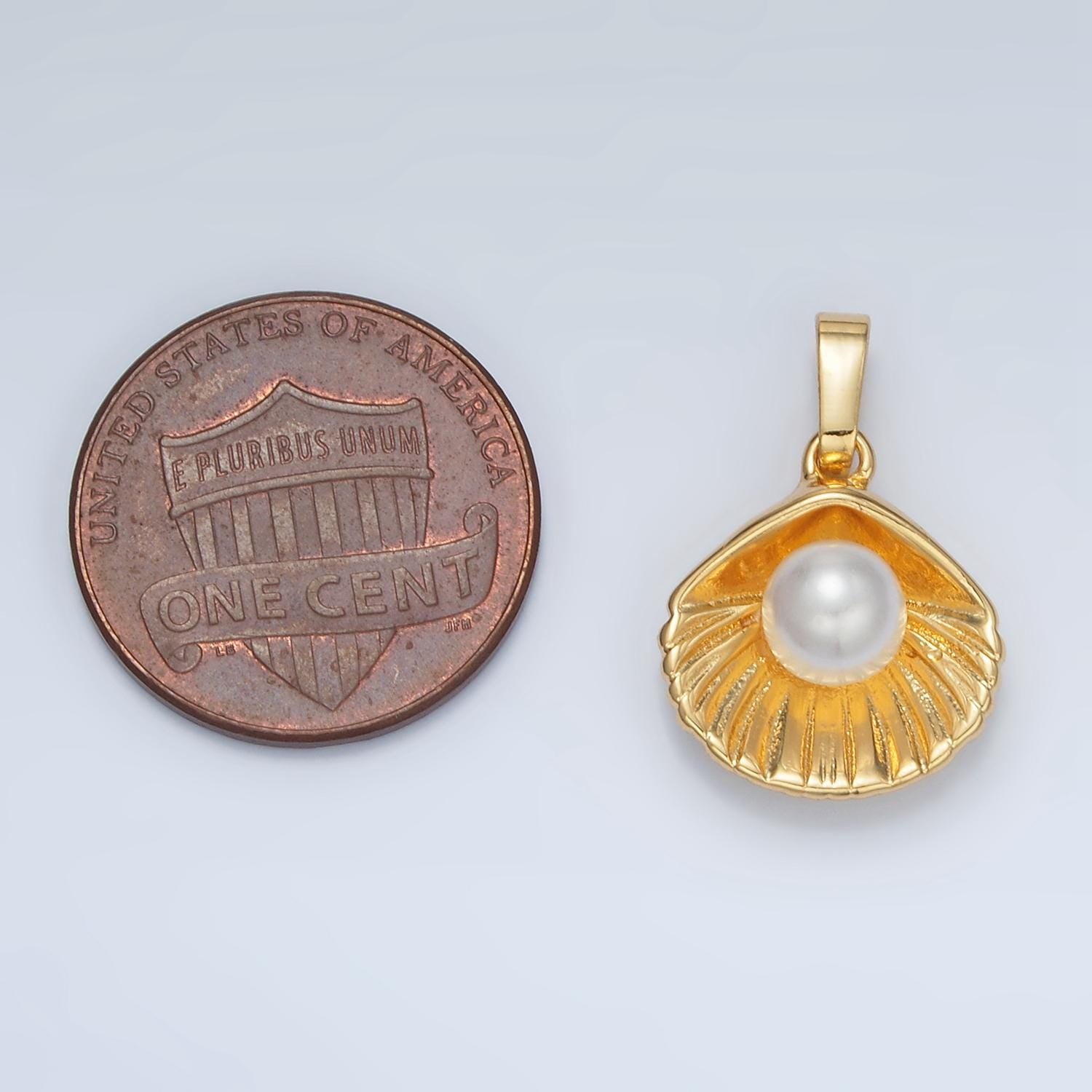 Gold filled pearl shell open clam pendant | aa1393