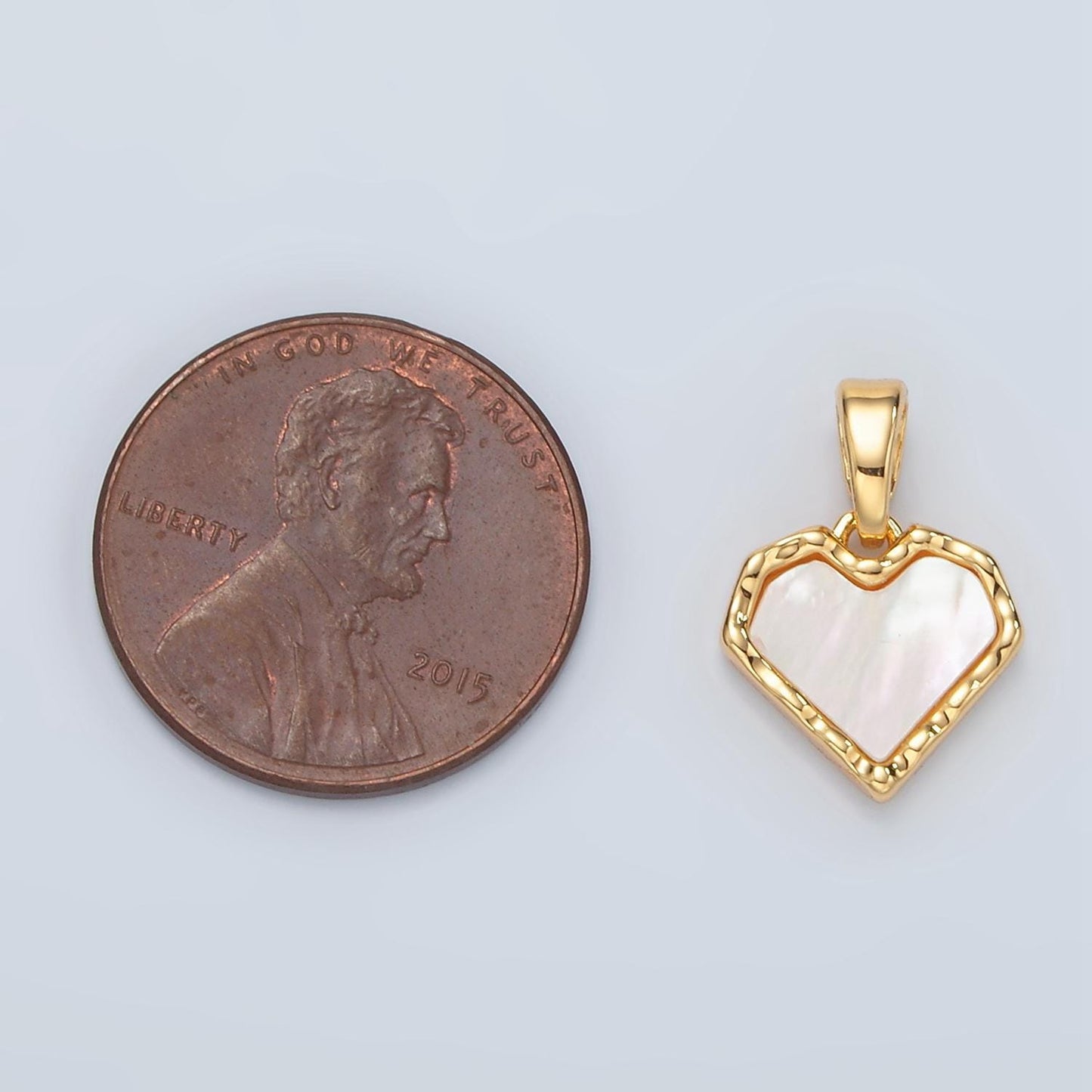 Shell pearl hammered edge heart charm in 24k gold filled pendant for valentine jewelry gift idea making h-488