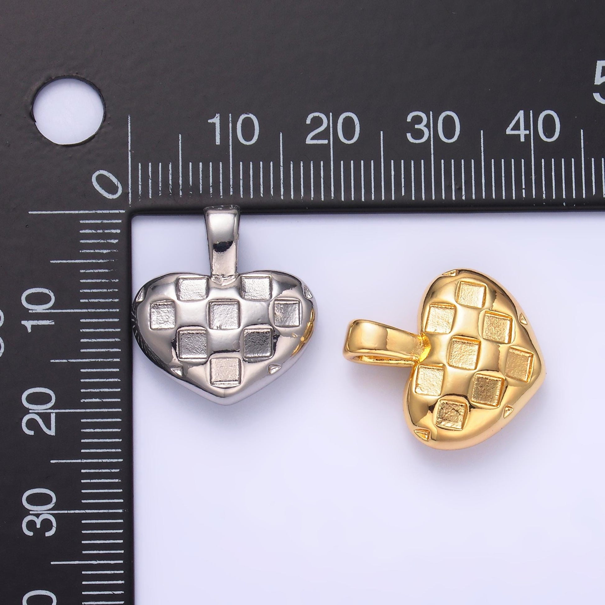 Mini Checkered balloon heart minimalist gold filled charm | AA1085