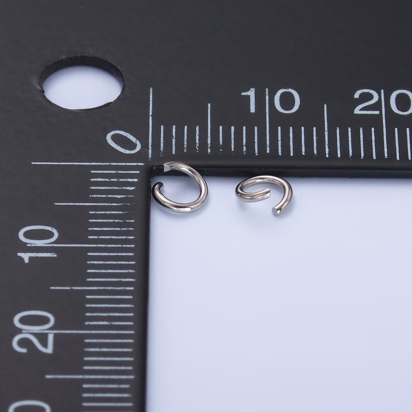 Stainless Steel 4mm x 0.6mm jump ring pack jewelry making findings supply in silver tone 23mm gauge ring | Z1014