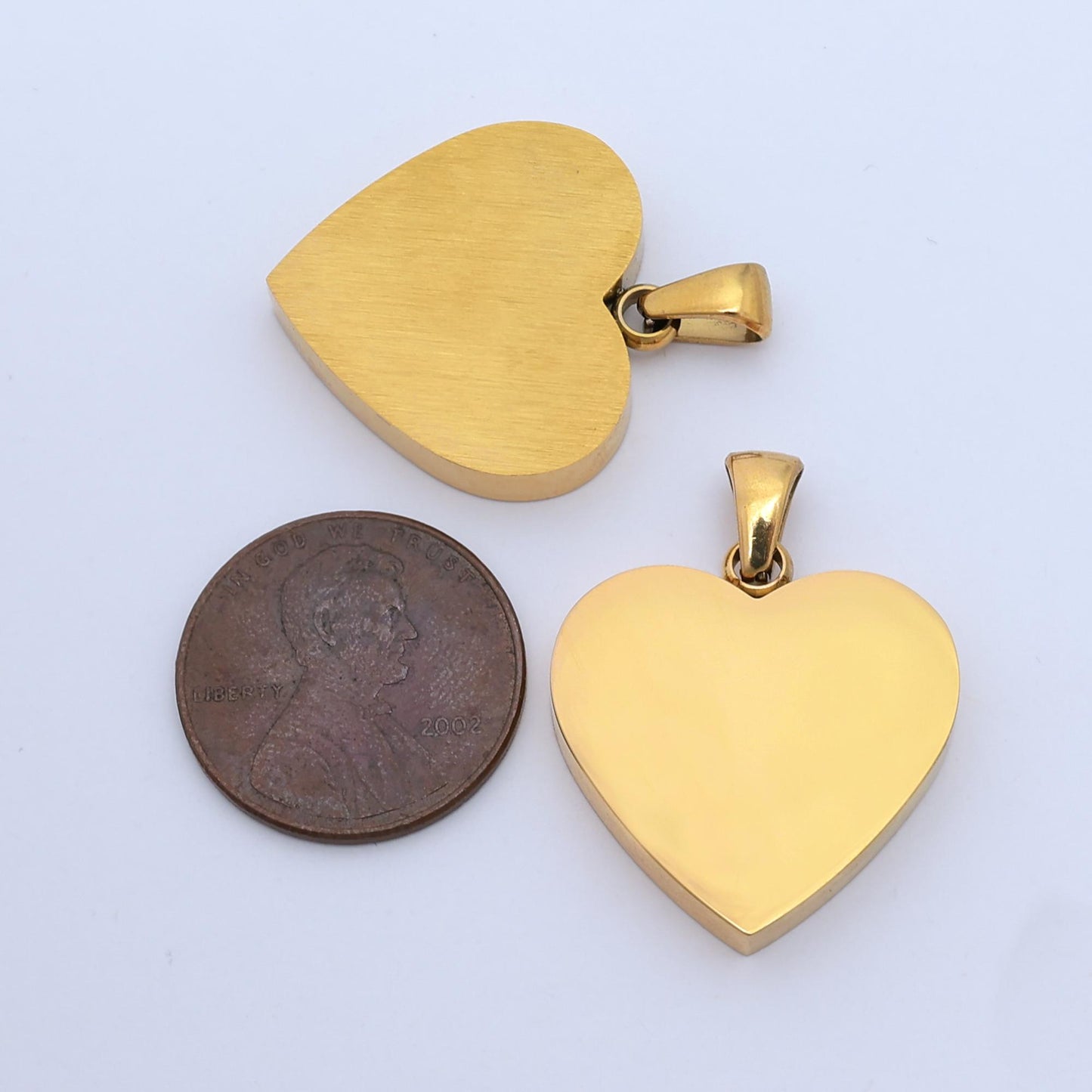 Thick minimal stainless steel heart pendant | p-1490