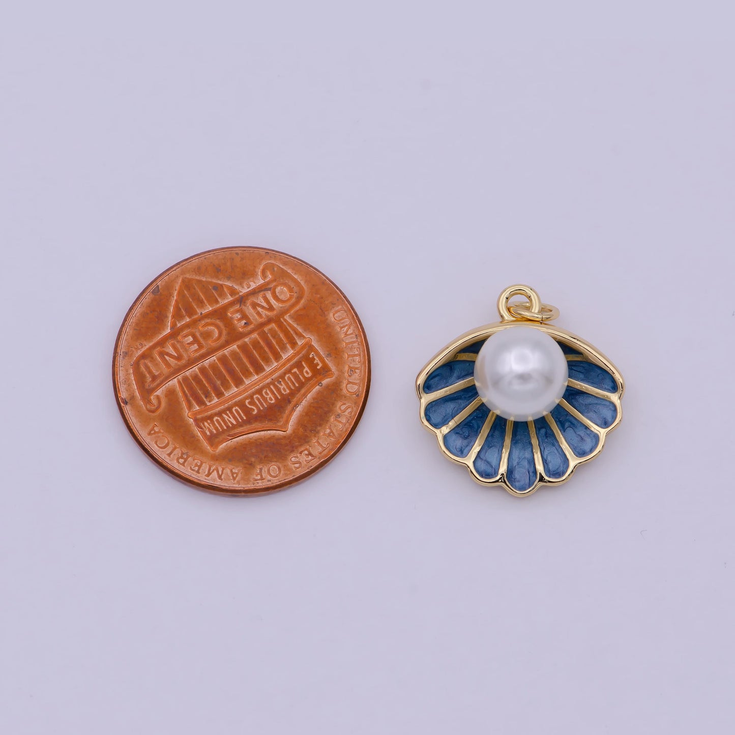 Mini 14k gold filled pearl Enamel clam sea shell pendant Charm | N244