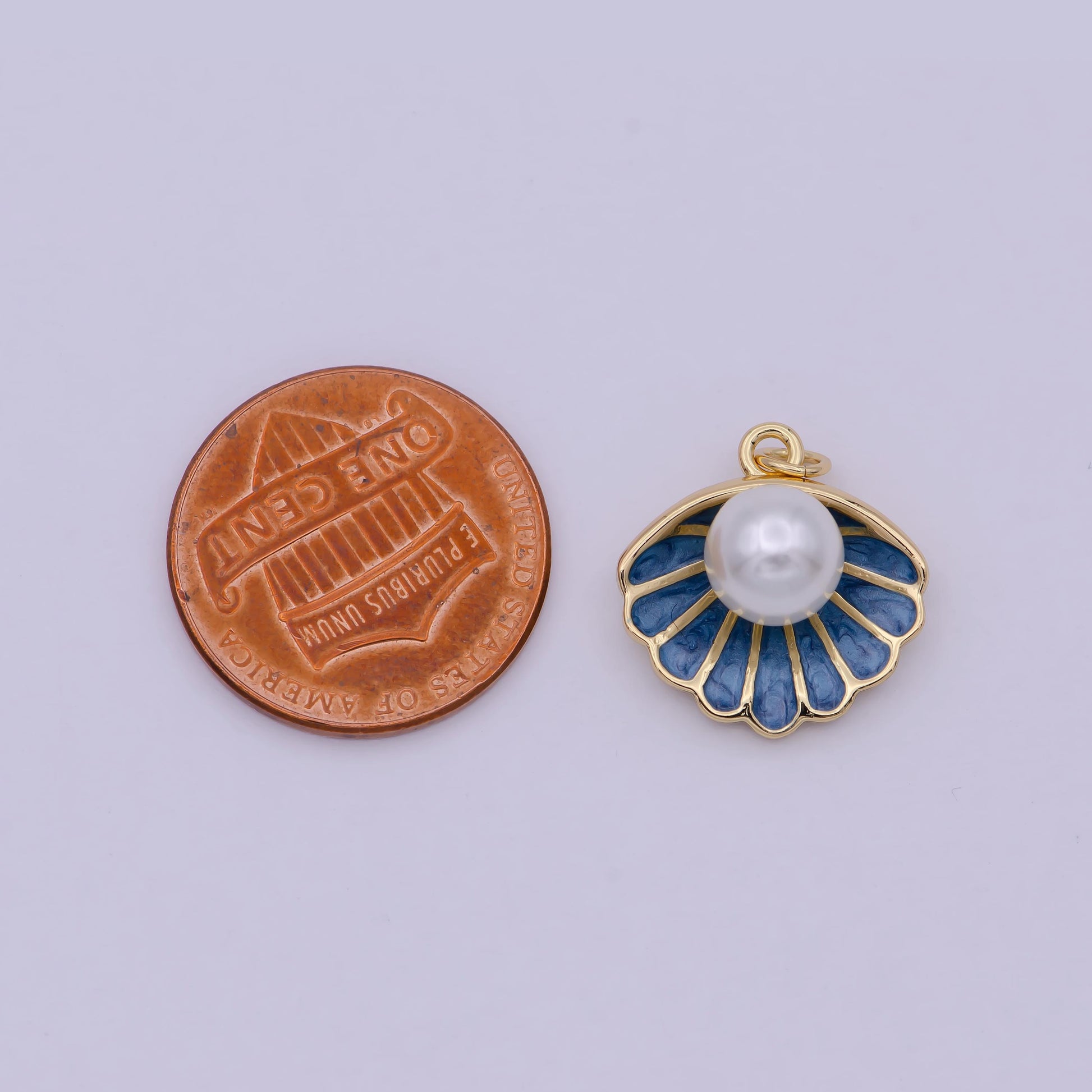 Mini 14k gold filled pearl Enamel clam sea shell pendant Charm | N244