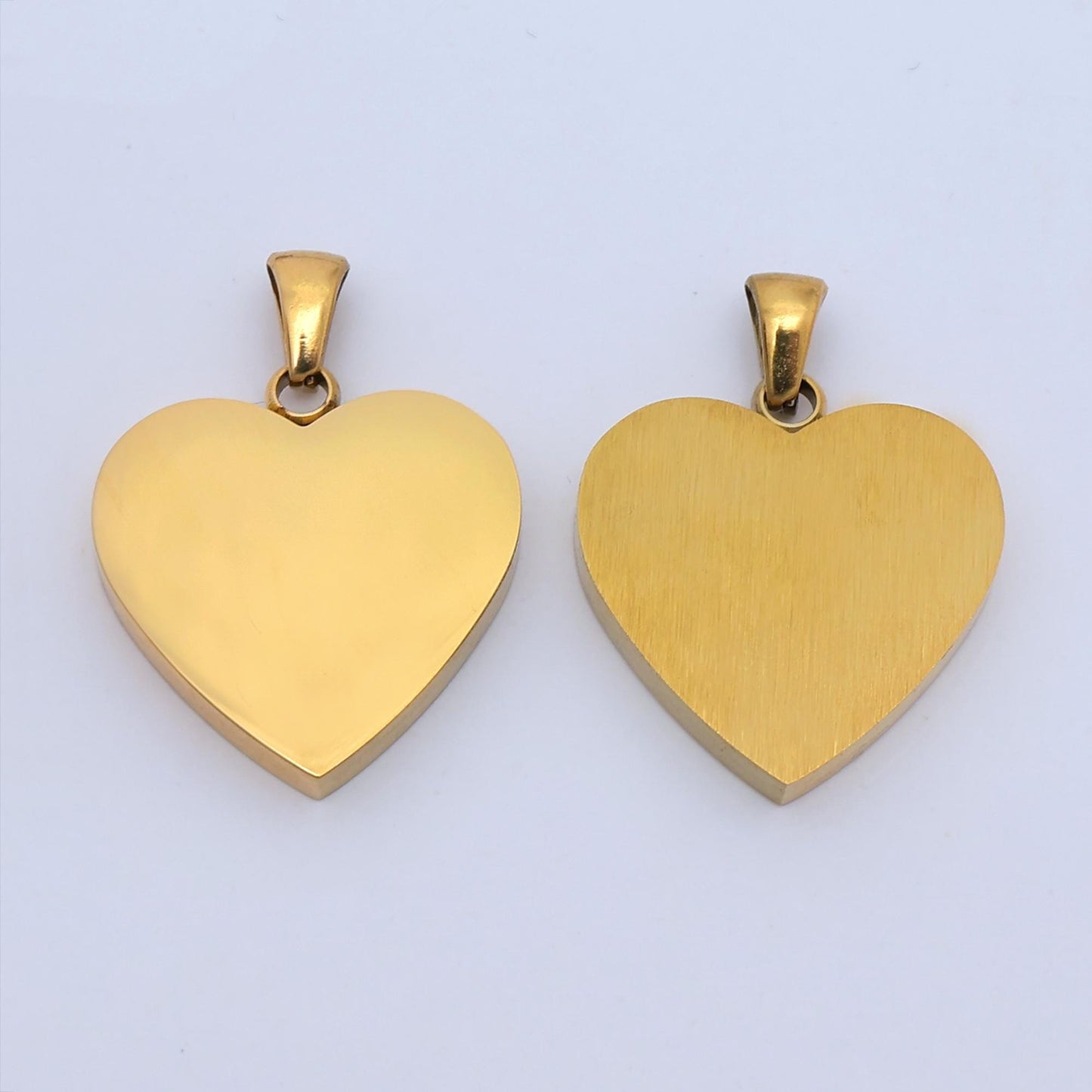 Thick minimal stainless steel heart pendant | p-1490