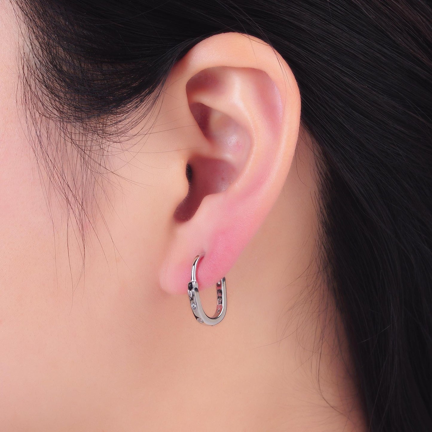 Minimalist S925 Sterling Silver Clear CZ Oblong Hoop Earrings | SL-594
