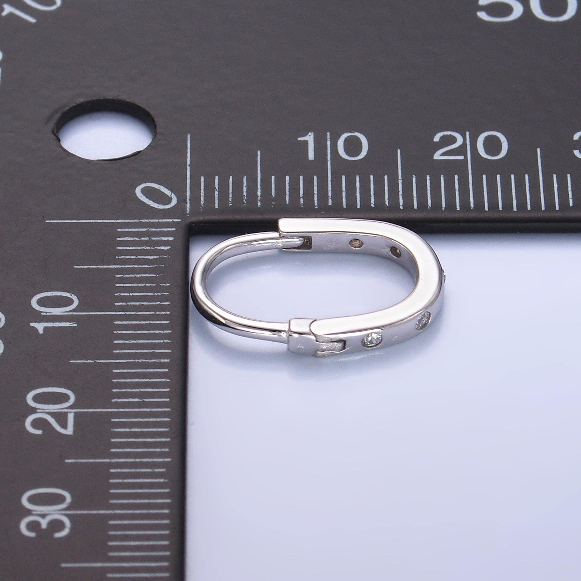 Minimalist S925 Sterling Silver Clear CZ Oblong Hoop Earrings | SL-594